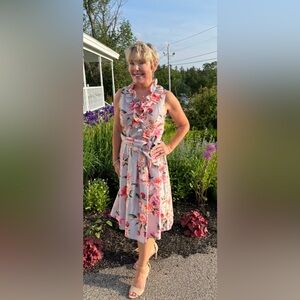 Jessica Howard silver and pink floral ruffled neck Midi Dress